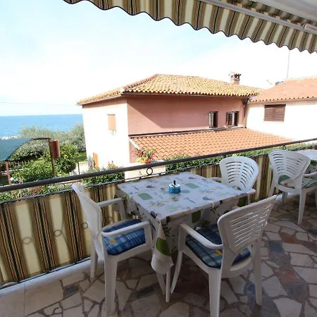 Charmantes Nur 400 Meter Zum Mit Meerblick, Grillbereich, Klima, Wifi Apartment